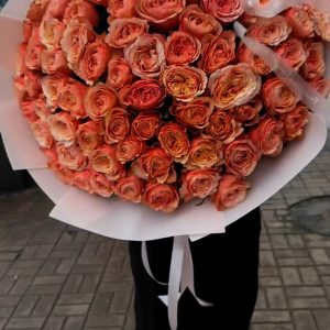 dostavka-kvitiv-kyiv-rozhi-100-shtuk